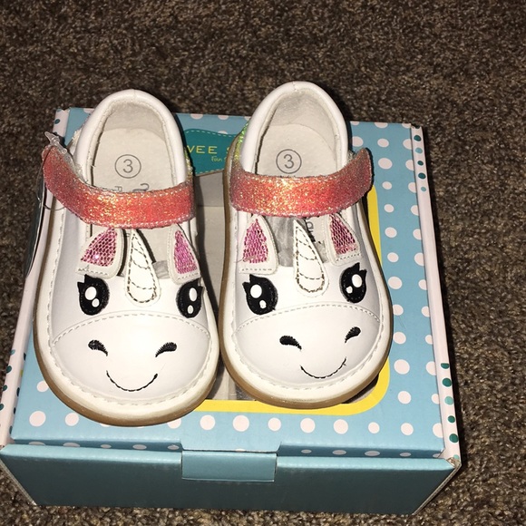 wee squeak baby shoes